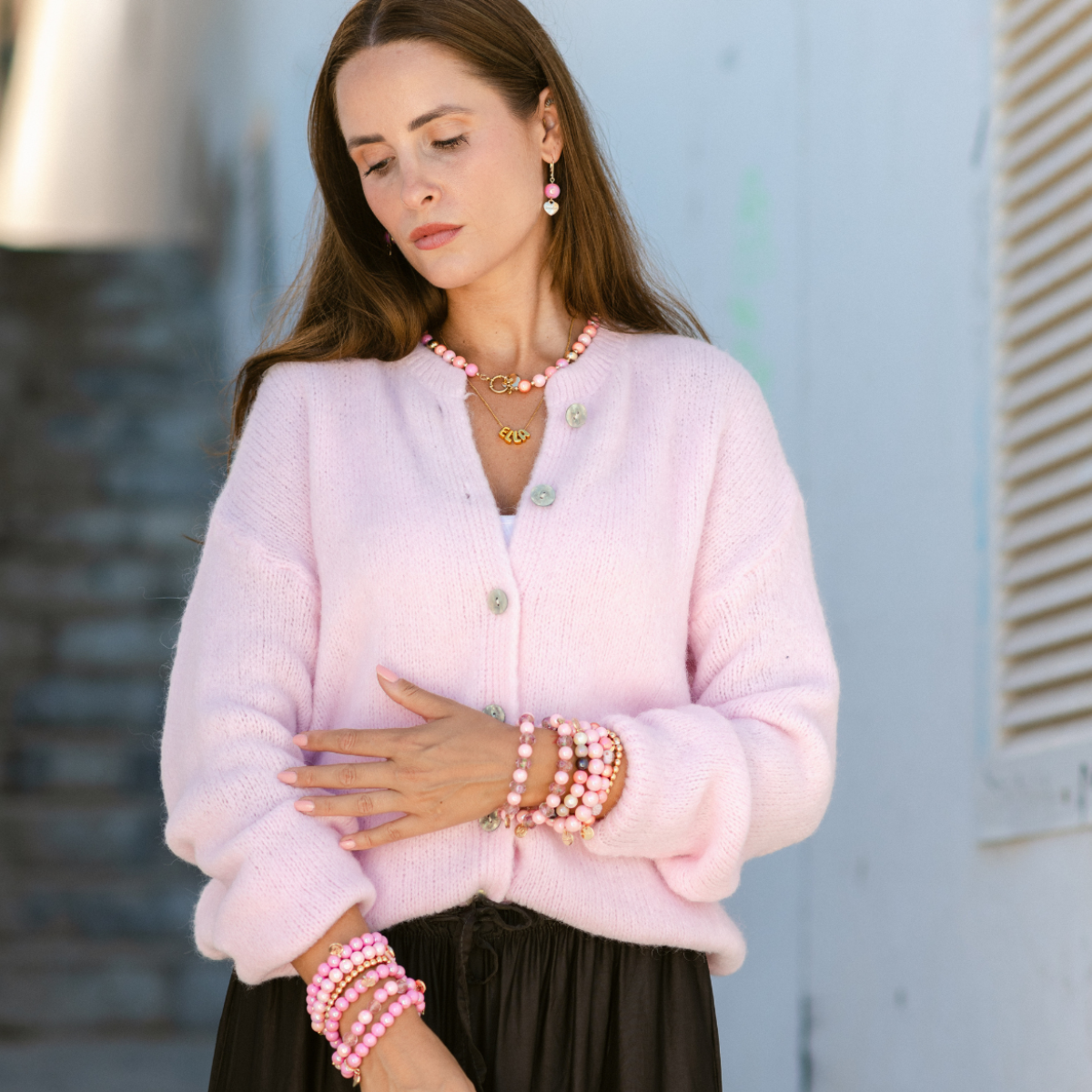Perlenarmband-Set Vintage Rosa & Porzellan Rosa mit Herzanhängern – 10 mm