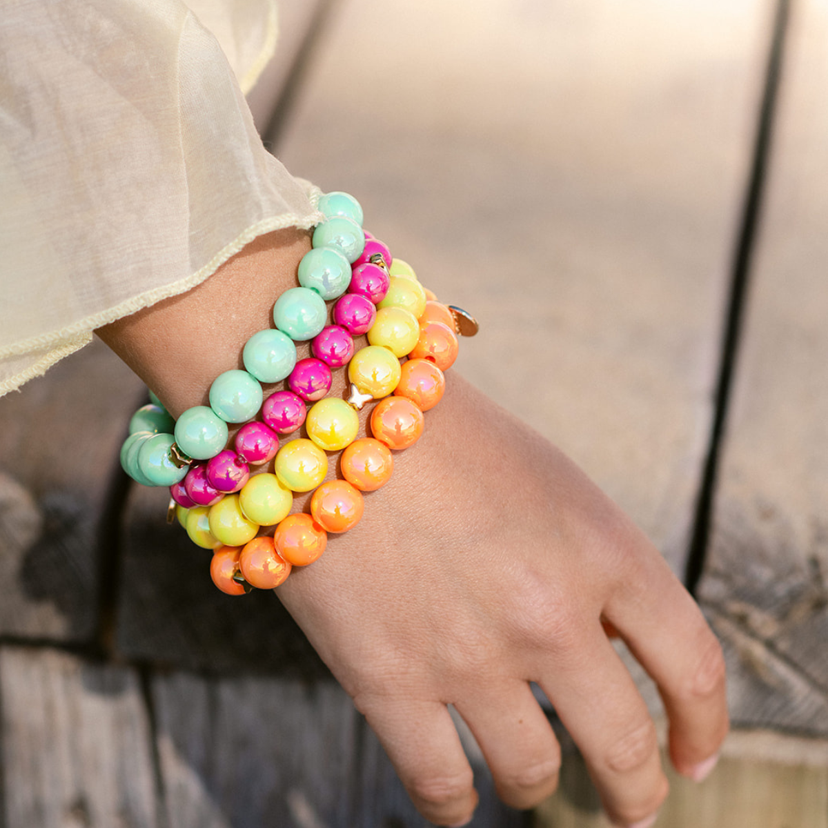 Perlenarmband Pink mit 3D Intensiv Glow Effekt