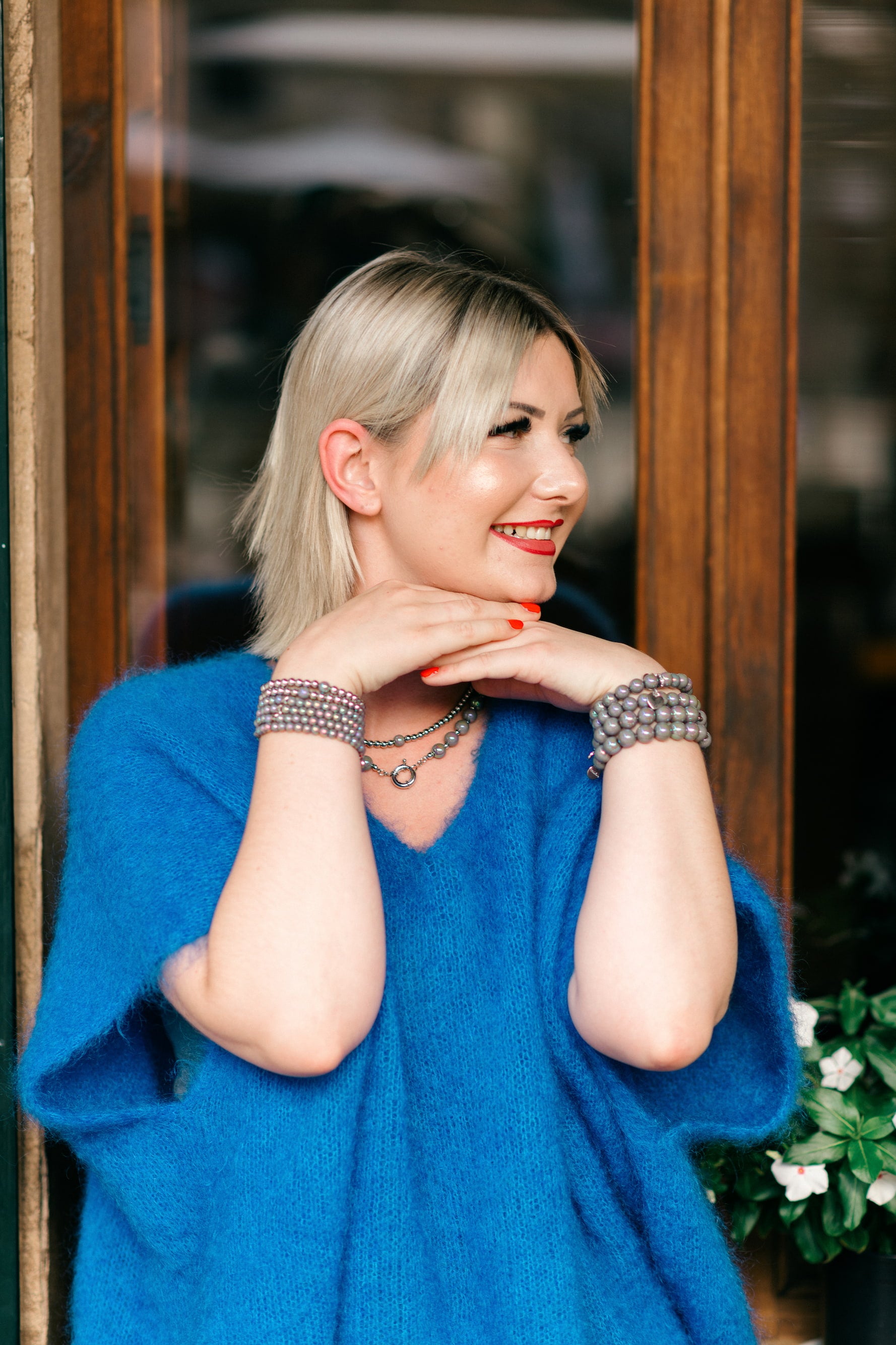 Perlenarmband dunkelgrau mit Schimmer