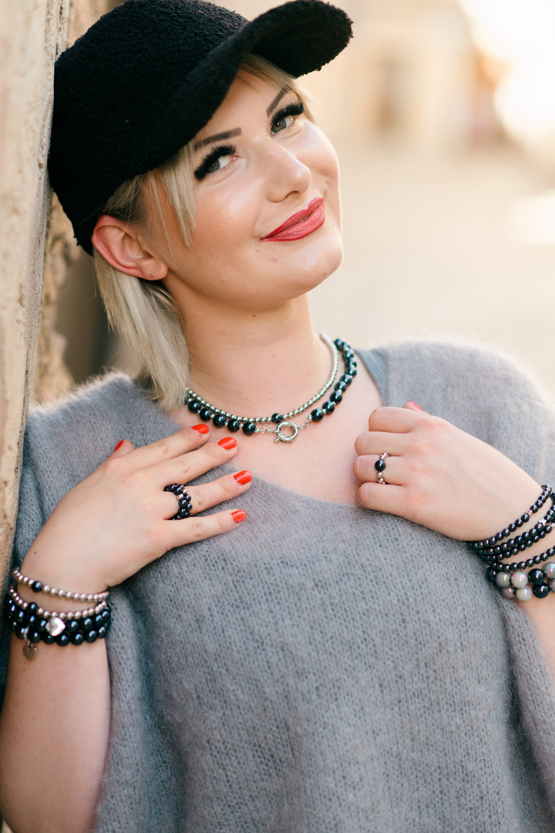 Halskette mit midnight glow perle