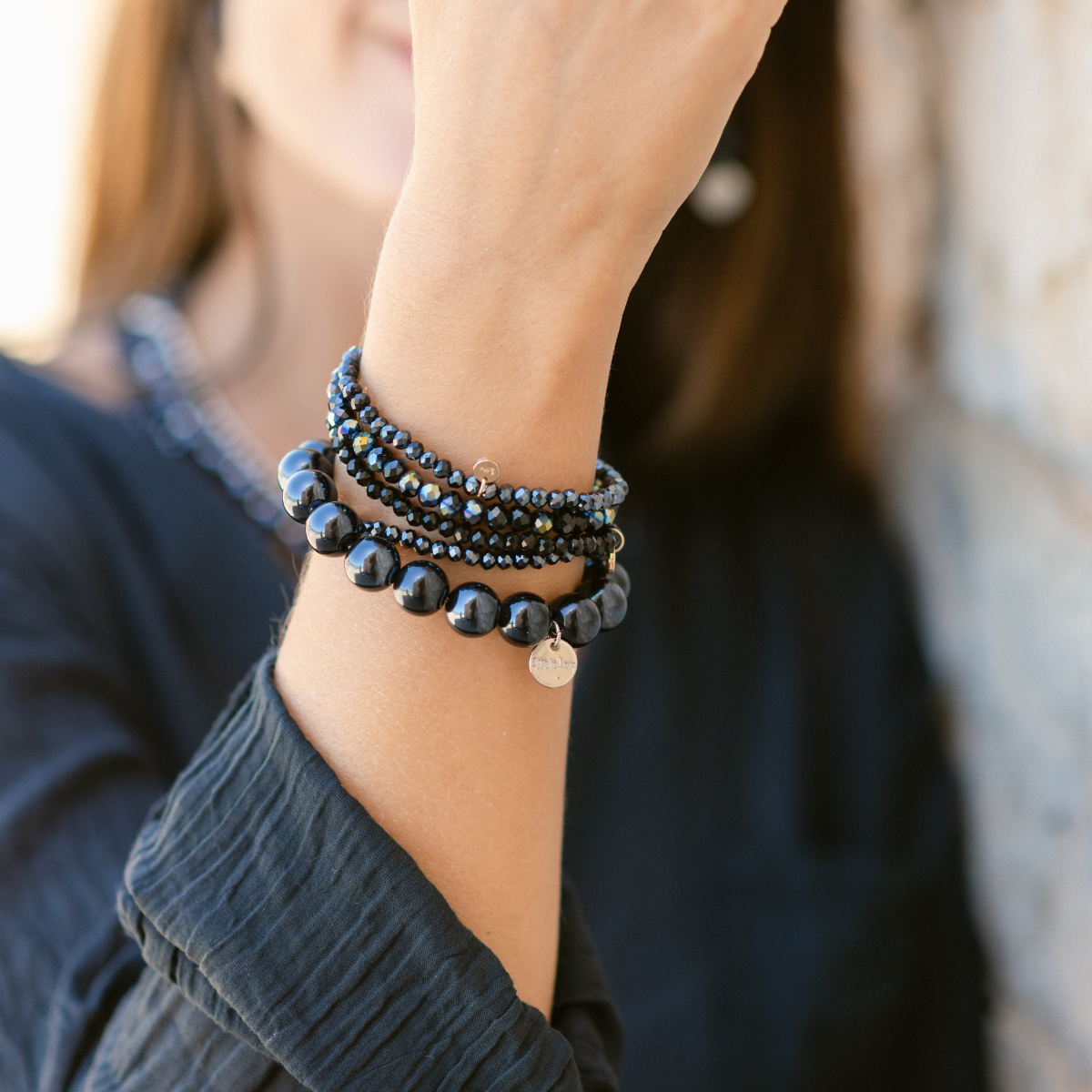 Perlenarmband-Set Schwarz mit Schmetterling – 5-teilig mit 3D Intensiv Glow 12 mm