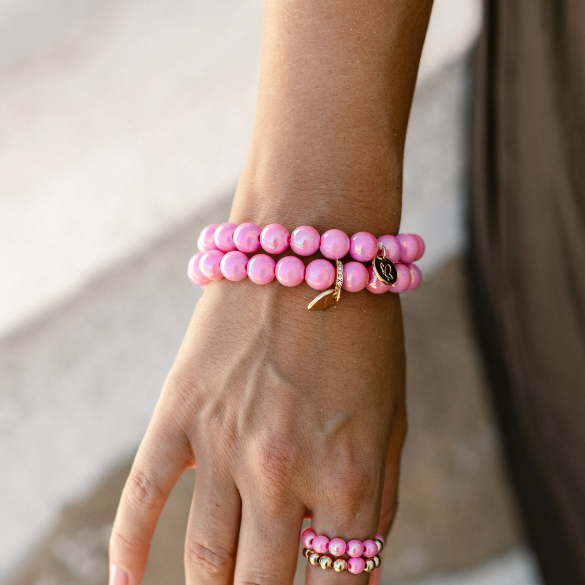 Perlenarmband Vintage Rosa mit Herzanhänger und 3D Intensiv Glow Effekt 10mm