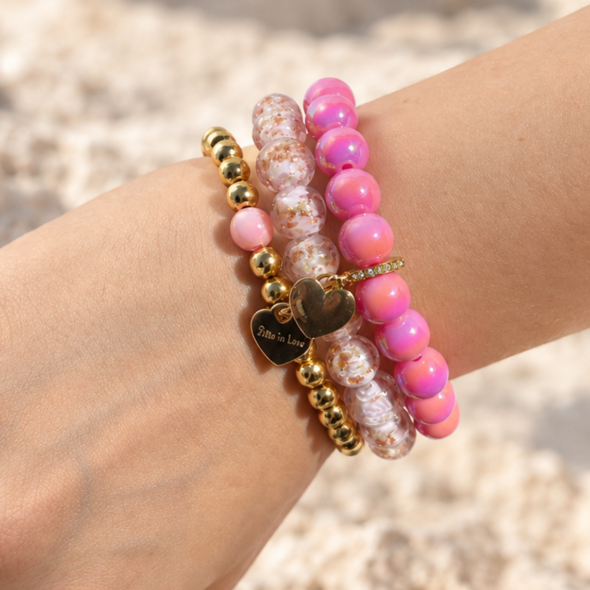 Perlenarmband-Set Rosa–Gold mit Herzanhänger – Porzellanperlen 10 mm & 14K vergoldet 6 mm