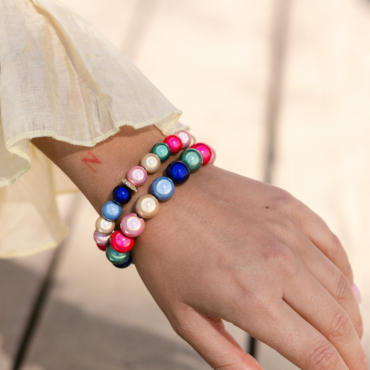 Perlenarmband mit Charm Classic Bunt mit 3D Matt Glow Effekt 10mm