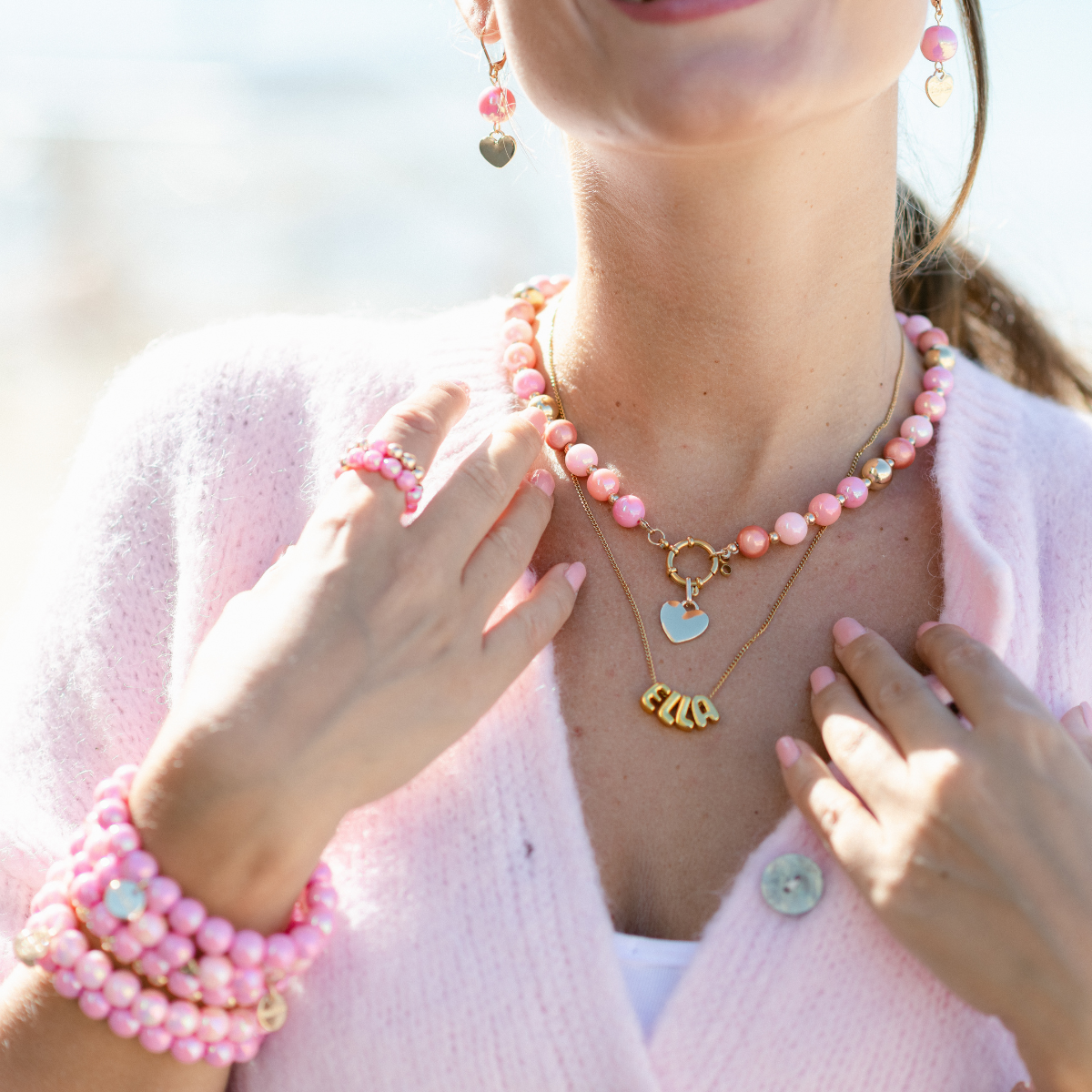 Perlenarmband-Set Rosa–Gold mit Herzanhänger – Porzellanperlen 10 mm & 14K vergoldet 6 mm