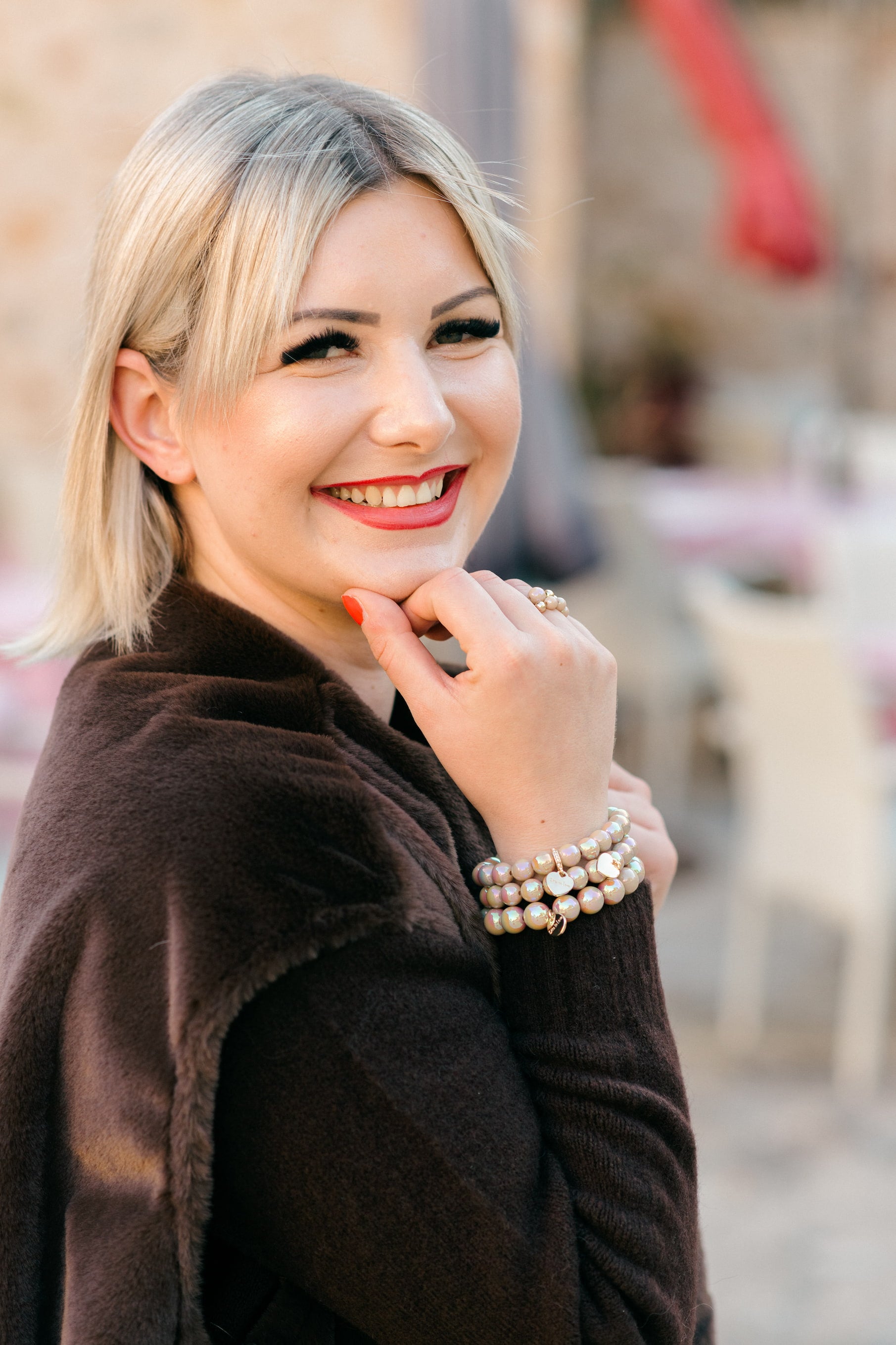 Perlenarmband hellbraun mit Schimmer