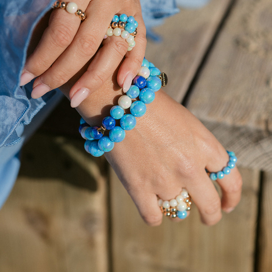 Perlenarmband Set mit Charm Türkis mit 3D Intensiv Glow Effekt