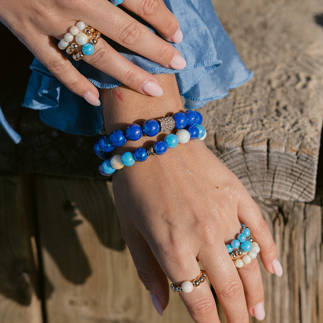 Perlenarmband mit Charm Statement Dunkelblau mit 3D Intensiv Glow Effekt