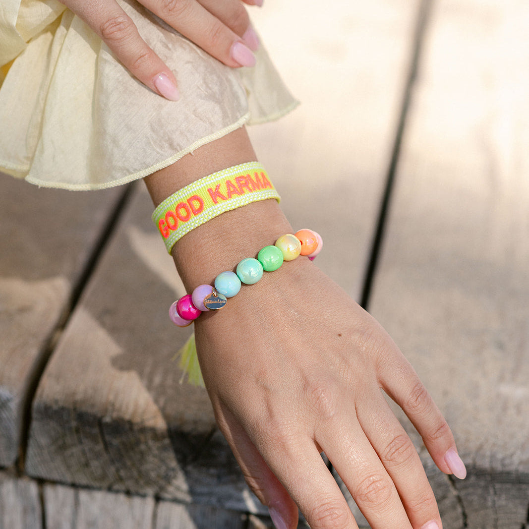 Rainbow Multicolor Perlenarmband Set – Intensiv Glow Classic