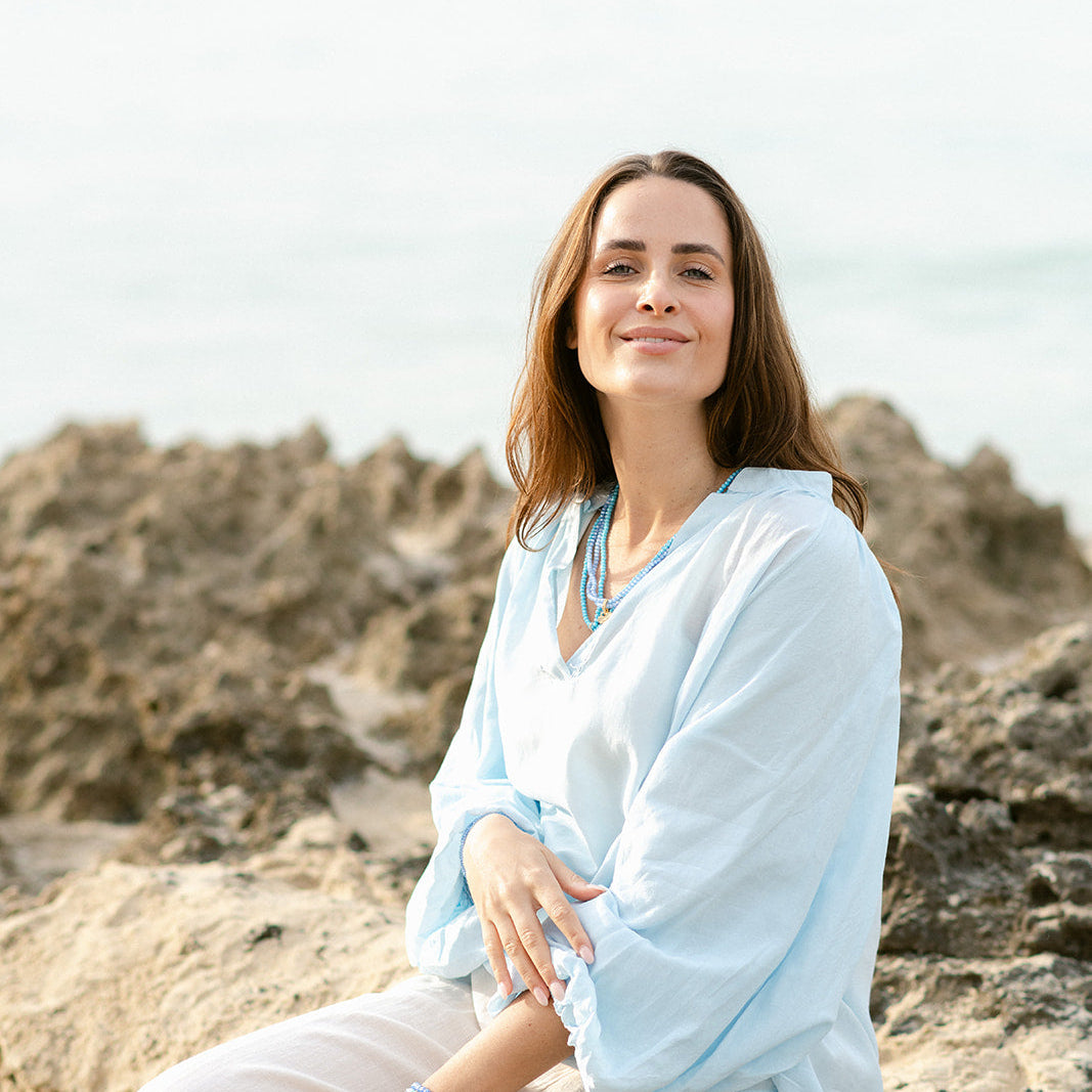 Damenbluse in Onesize Hellblau – Baumwolle & Seide