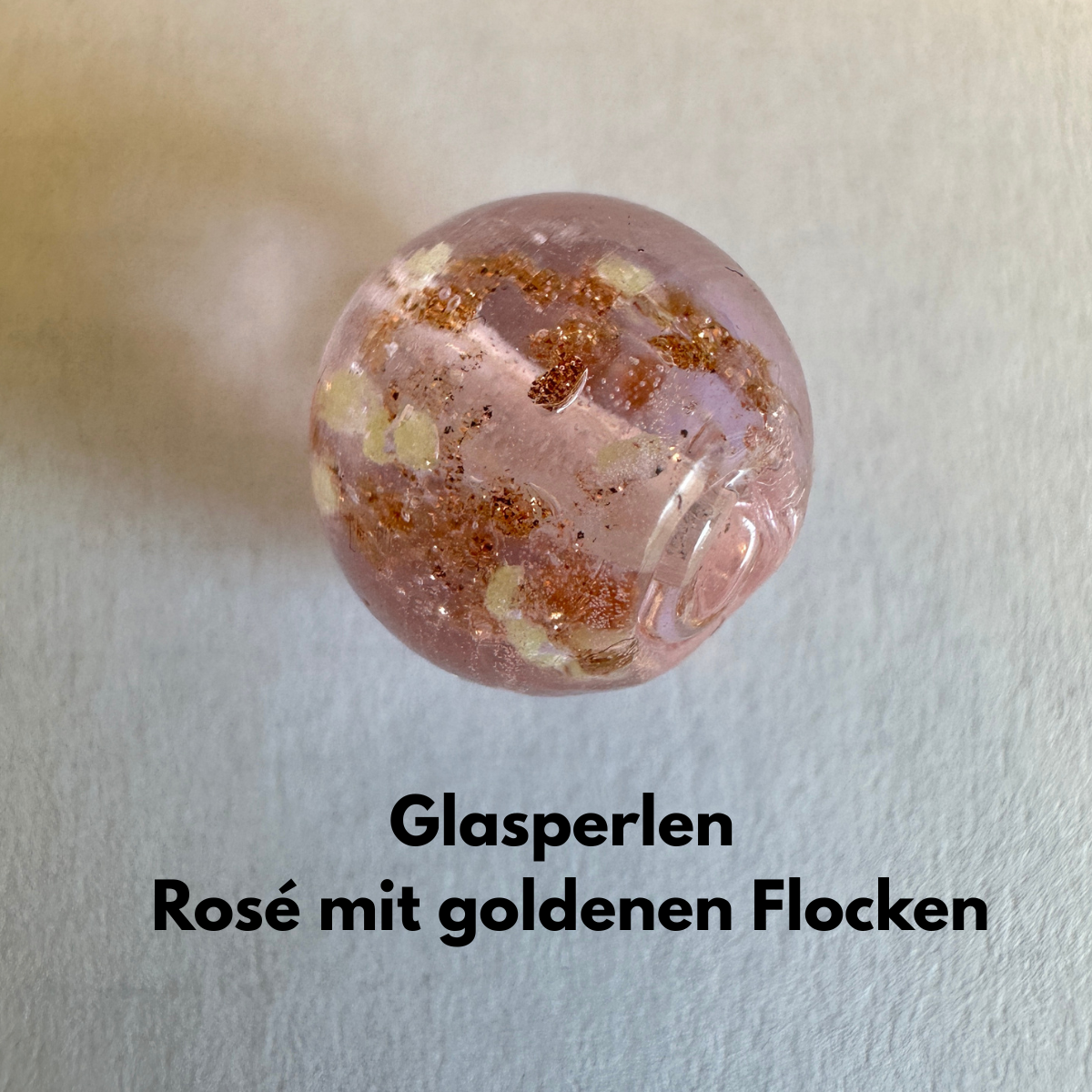 Perlenarmband Multi Rosa mit Glasperlen & Schmetterling – Perlenmix 10mm